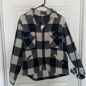 🚨CLOSING SHOP SALE🚨 Buffalo plaid Jacket